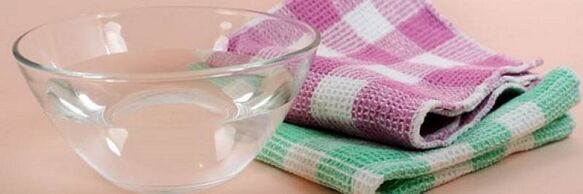 Toalla humedecida para comprimir a osteocondrose cervical